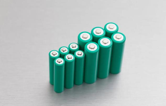 1704442500173822.jpg 鋰電池2.jpg